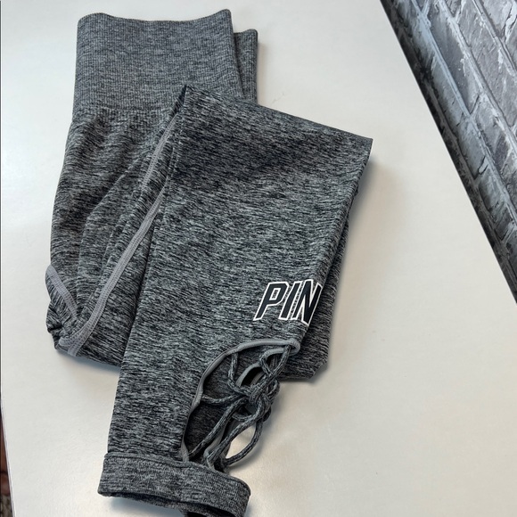 Woman's PINK Leggings‎ - Picture 9 of 9